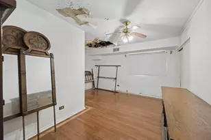 9041 Maple Ave, Burr Ridge, IL 60527 - Photo 7