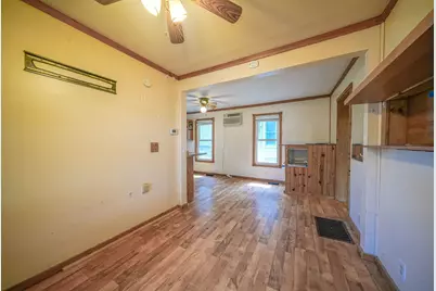 710 Glidden Avenue, Dekalb, IL 60115 - Photo 5