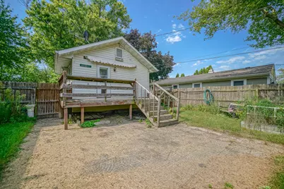 710 Glidden Avenue, Dekalb, IL 60115 - Photo 15