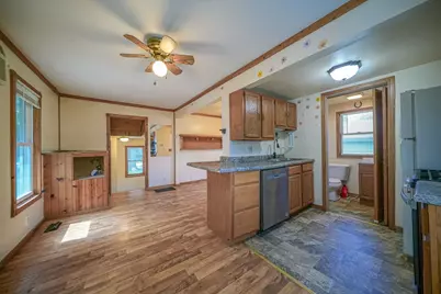 710 Glidden Avenue, Dekalb, IL 60115 - Photo 9