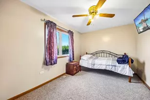 2683 Jodee Dr, Joliet, IL 60436 - Photo 15