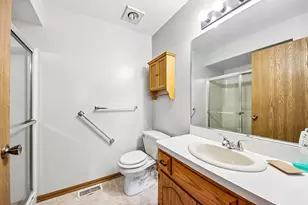 2683 Jodee Dr, Joliet, IL 60436 - Photo 13