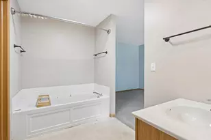 2007 Gray Hawk Dr, Plainfield, IL 60586 - Photo 13