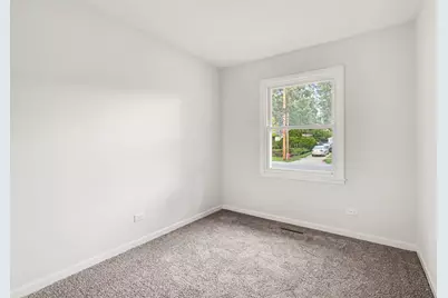 6900 Magnolia Street, Hanover Park, IL 60133 - Photo 13