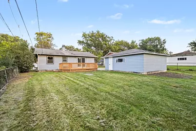 6900 Magnolia Street, Hanover Park, IL 60133 - Photo 25