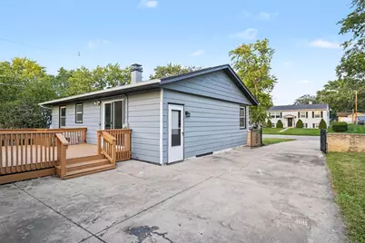 6900 Magnolia Street, Hanover Park, IL 60133 - Photo 23