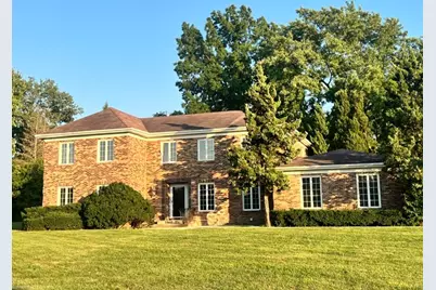 12 Kingston Drive, Oak Brook, IL 60523 - Photo 1