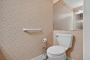 25651 W Illinois Route 60 Hwy, Grayslake, IL 60030 - Photo 21