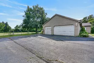 25651 W Illinois Route 60 Hwy, Grayslake, IL 60030 - Photo 31