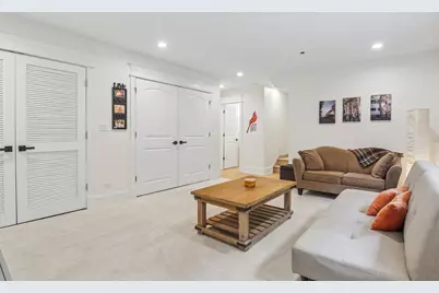 463 Summit Avenue #D, Park Ridge, IL 60068 - Photo 31