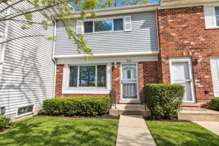 426 Greentree Ln, Bolingbrook, IL 60440 - Photo 1