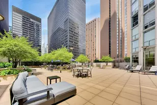 222 N Columbus Dr, Chicago, IL 60601 - Photo 25