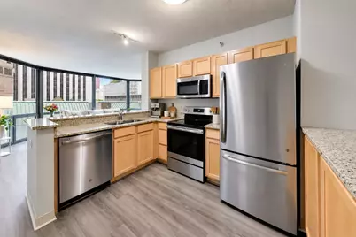 222 N Columbus Drive #412, Chicago, IL 60601 - Photo 5