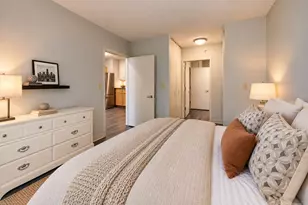 222 N Columbus Dr, Chicago, IL 60601 - Photo 9