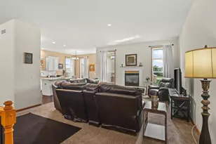 411 Hughes Pkwy, Poplar Grove, IL 61065 - Photo 5