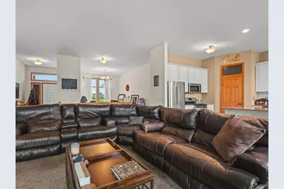 411 Hughes Parkway, Poplar Grove, IL 61065 - Photo 9