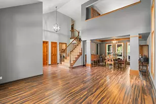 1139 Grand Oak Ct, Bartlett, IL 60103 - Photo 5