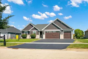 1482 Cornerstone Dr, Yorkville, IL 60560 - Photo 1