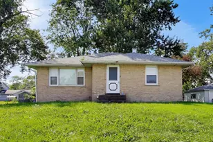 19112 S Champlain Ave, Glenwood, IL 60425 - Photo 1