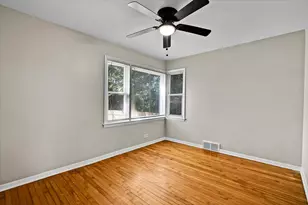 659 W 129th Pl, Chicago, IL 60628 - Photo 17