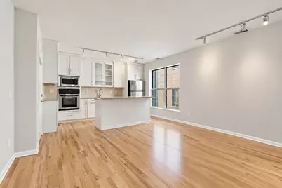 1640 W Diversey Avenue #6, Chicago, IL 60614 - Photo 9