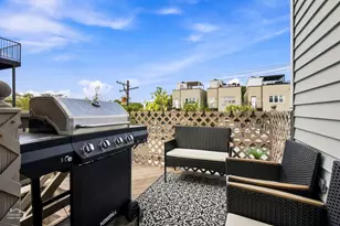 1640 W Diversey Ave, Chicago, IL 60614 - Photo 27