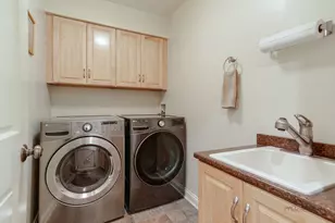 625 Mullady Pkwy, Libertyville, IL 60048 - Photo 23