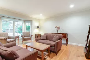 625 Mullady Pkwy, Libertyville, IL 60048 - Photo 5