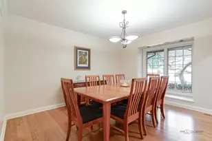 625 Mullady Pkwy, Libertyville, IL 60048 - Photo 9