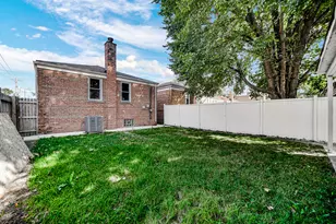 7914 S Richmond St, Chicago, IL 60652 - Photo 21