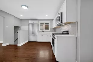 7914 S Richmond St, Chicago, IL 60652 - Photo 3
