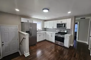 7914 S Richmond St, Chicago, IL 60652 - Photo 5