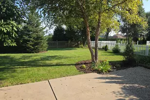 1223 Wales Ct, Shorewood, IL 60404 - Photo 7