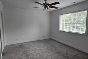 117 Woodland Park Cir, Gilberts, IL 60136 - Photo 15