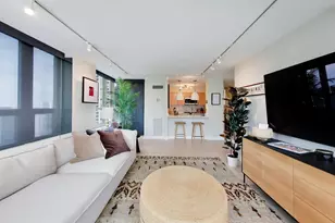 345 N La Salle Dr, Chicago, IL 60654 - Photo 3