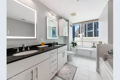 505 N McClurg Court #905, Chicago, IL 60611 - Photo 19