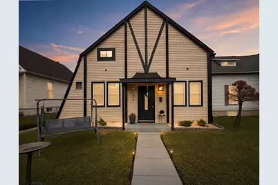 326 South Sycamore, Centralia, IL 62801 - Photo 1