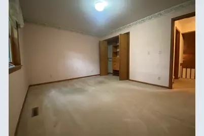608 S Lainey Avenue, Ottawa, IL 61350 - Photo 11