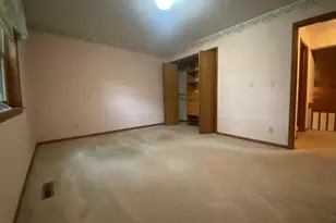 608 S Lainey Ave, Ottawa, IL 61350 - Photo 11