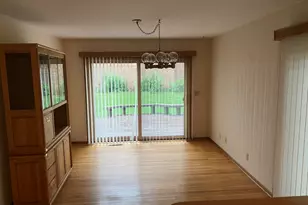 608 S Lainey Ave, Ottawa, IL 61350 - Photo 7