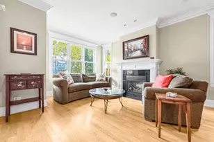 2135 W Montrose Ave, Chicago, IL 60618 - Photo 5