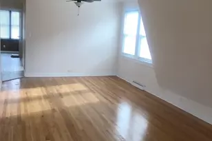 5631 N Parkside Ave, Chicago, IL 60646 - Photo 11