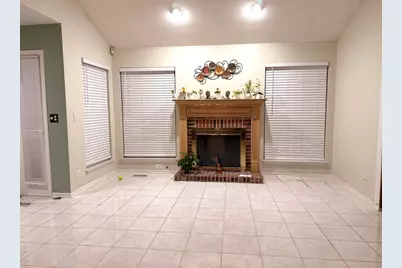 1541 Stevens Drive, Schaumburg, IL 60173 - Photo 19