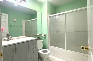 1541 Stevens Dr, Schaumburg, IL 60173 - Photo 17