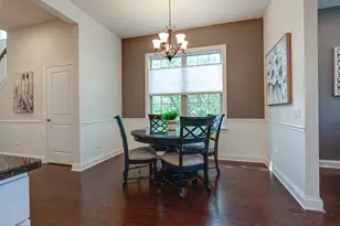 335 Camberley Ln, Lincolnshire, IL 60069 - Photo 5