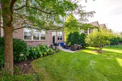 335 Camberley Lane, Lincolnshire, IL 60069 - Photo 33