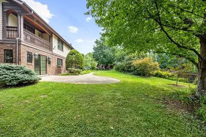 6342 Martin Drive, Willowbrook, IL 60527 - Photo 3
