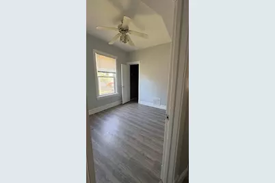 8211 S Escanaba Avenue #1, Chicago, IL 60617 - Photo 3