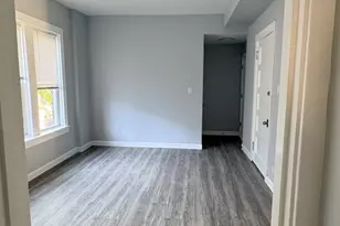 8211 S Escanaba Ave, Chicago, IL 60617 - Photo 21