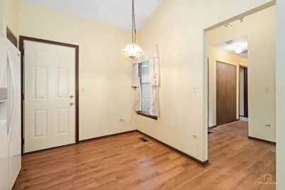 1575 Brandywyn Lane, Buffalo Grove, IL 60089 - Photo 11